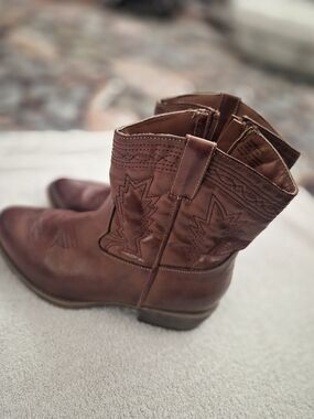 Coconuts by Matisse Western Ankle Boots Brown Size 6.5